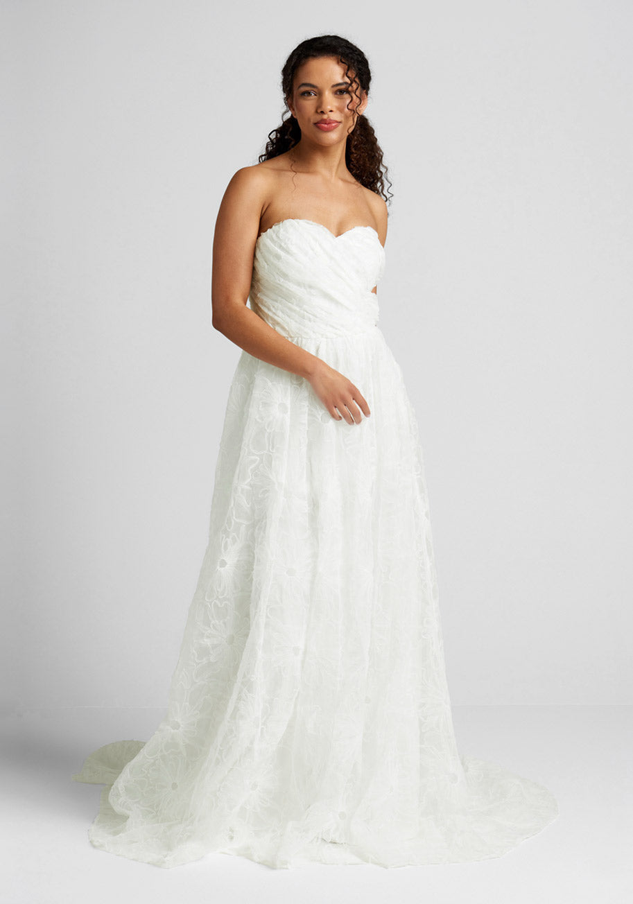  A Wonderful Union Strapless Maxi Dress