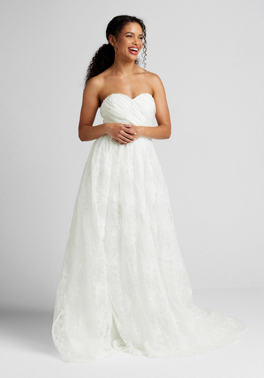  A Wonderful Union Strapless Maxi Dress