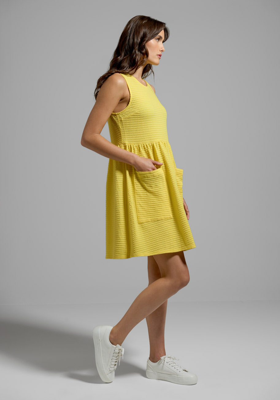  Bold Notion Sleeveless Dress