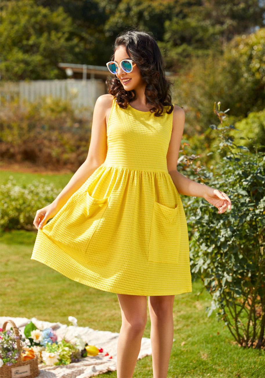  Bold Notion Sleeveless Dress