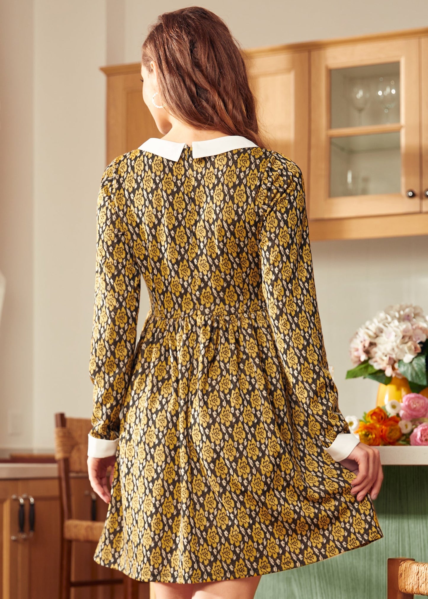  Nifty Fifties Flare Collar Dress