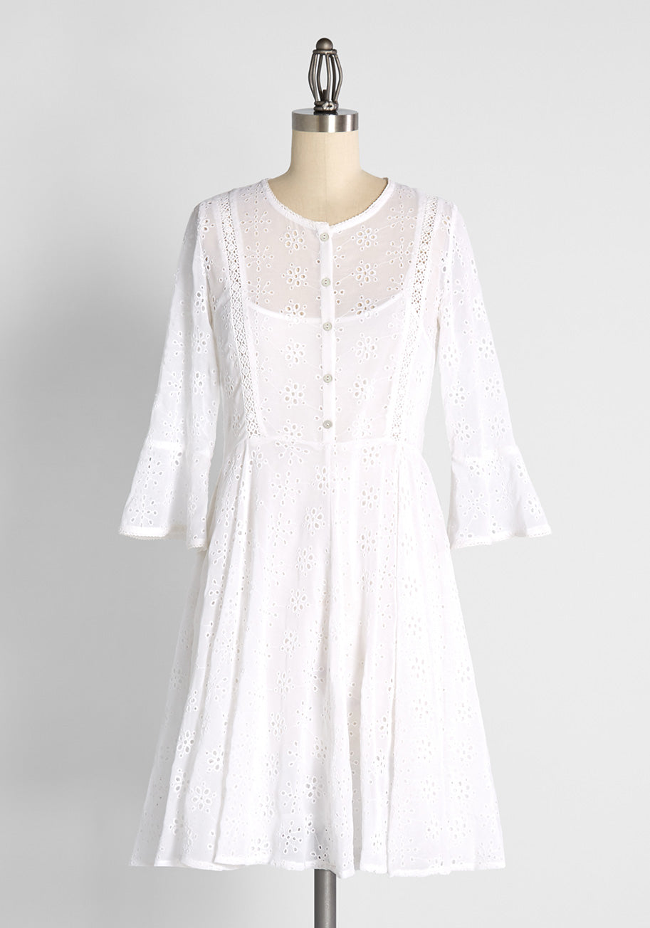  Dreamscape Debut Mini Dress