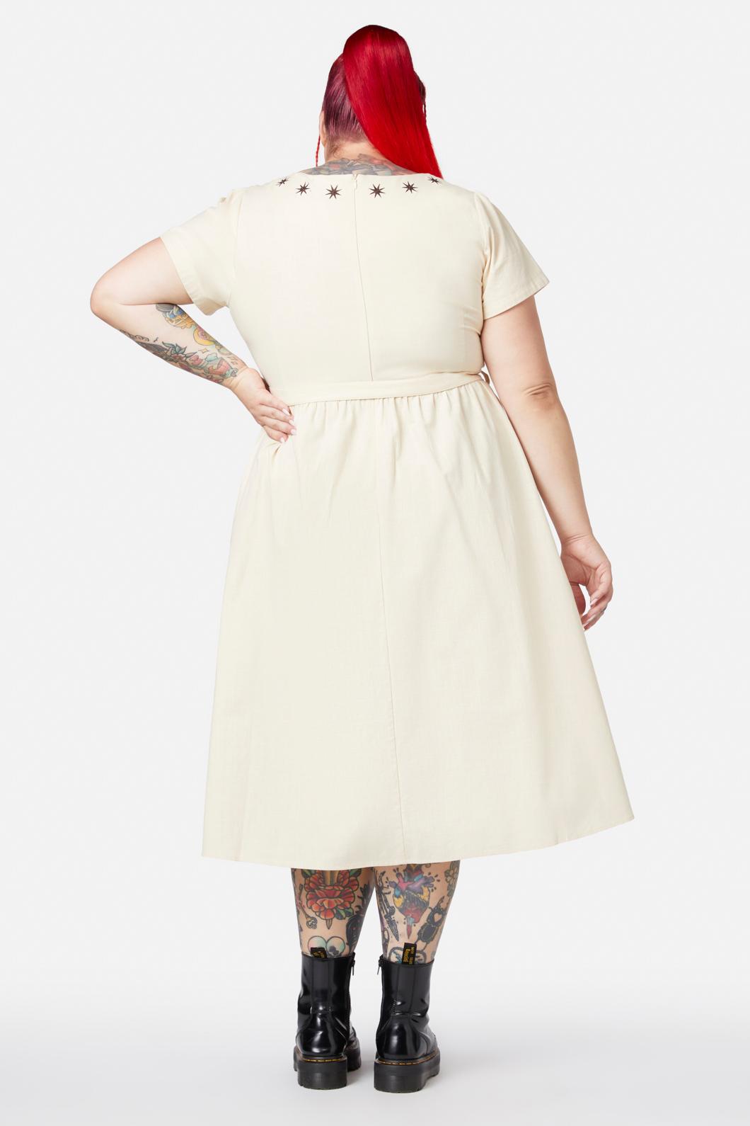  Curve Saloon Midi Dress