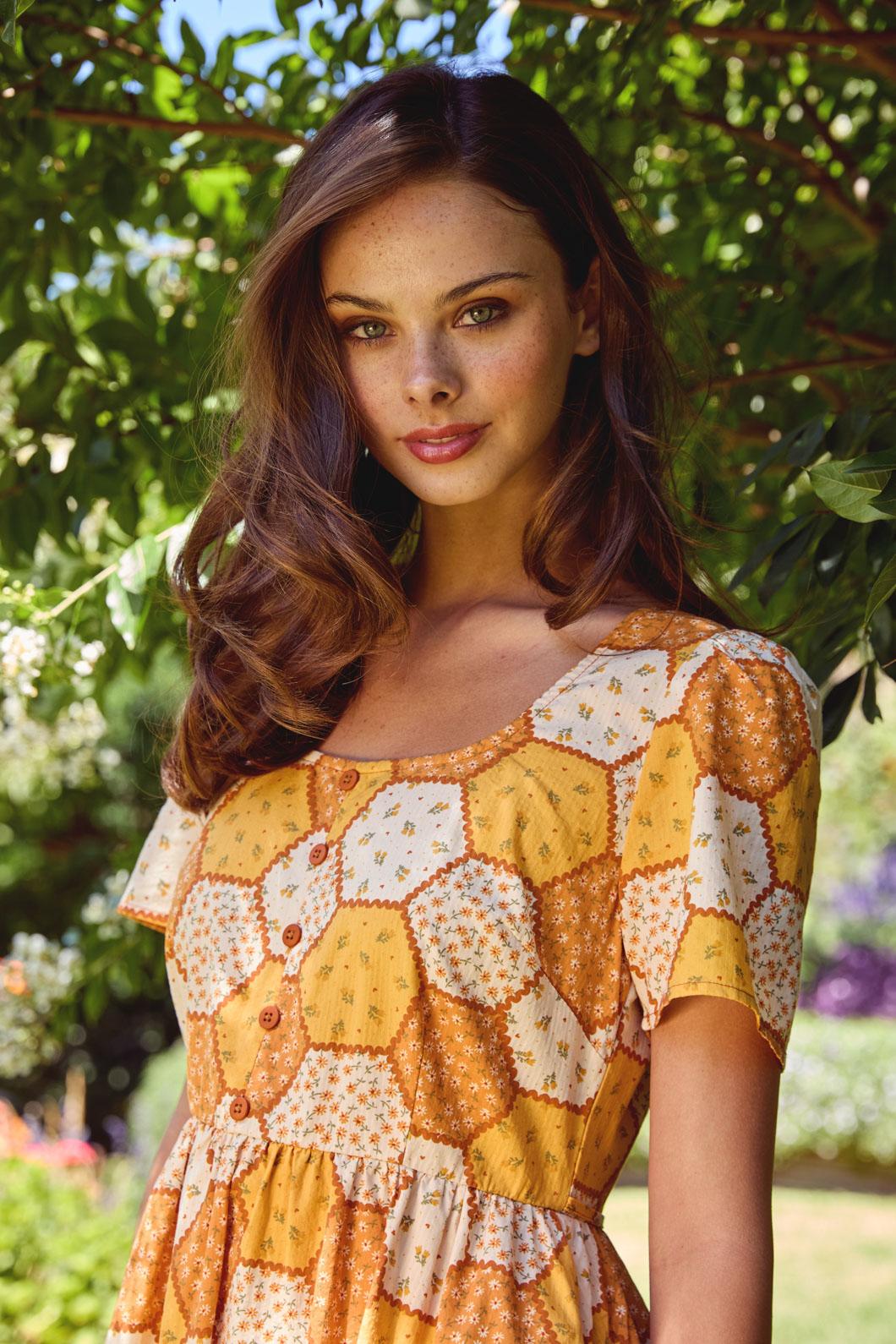  Patchwork Sleeved Mini Dress